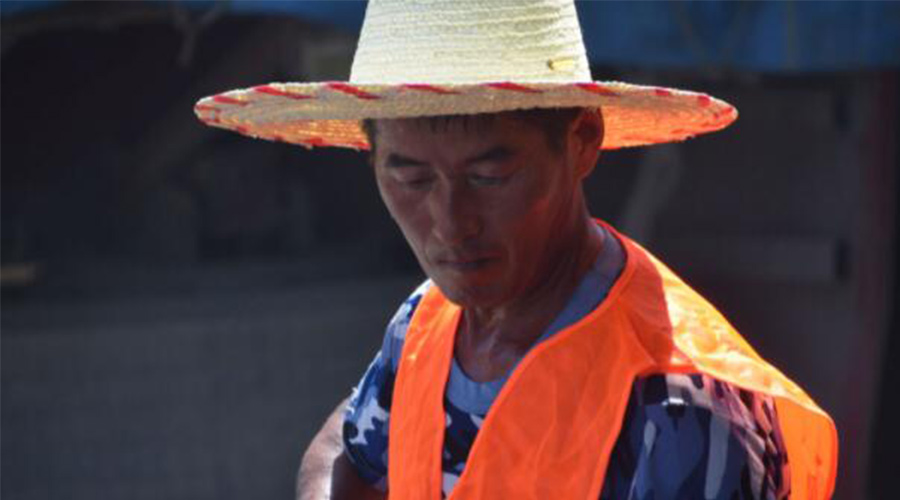 堅守的魅力！金環(huán)電器致敬每一位炎炎夏日下的勞動者！