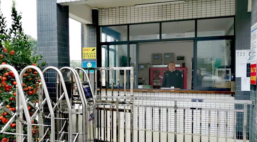 擔(dān)當(dāng)與責(zé)任！金環(huán)電器保安春節(jié)堅(jiān)守崗位